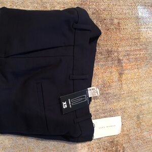 Zara women’s Chino pants XS